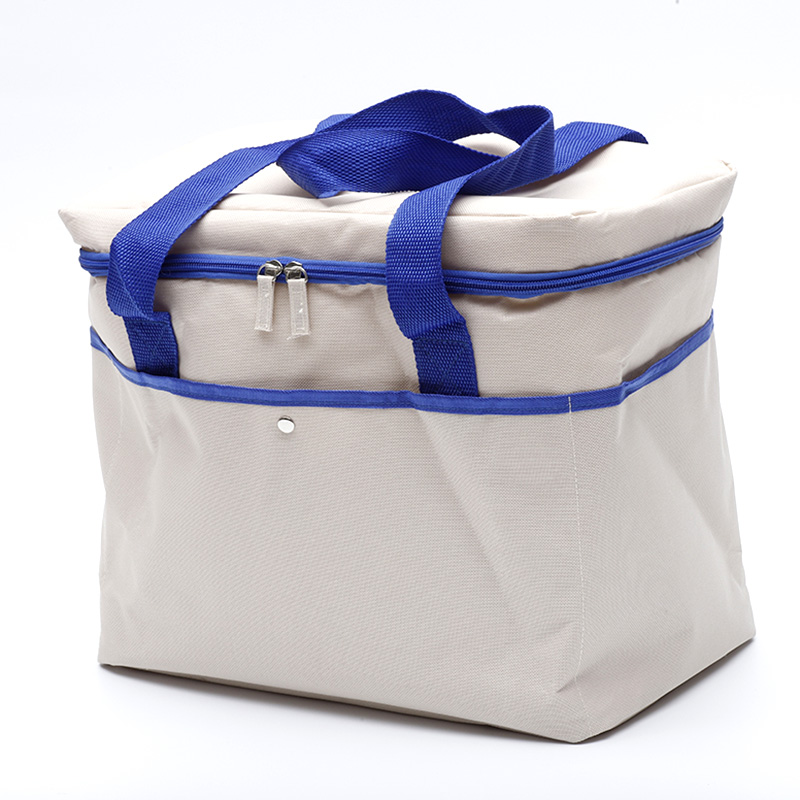 600D polyester with inner aluminium films insulating effect cooler bag with shoulder straps 